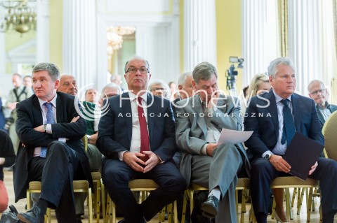  07.05.2018 WARSZAWA<br />INAUGURACYJNE SPOTKANIE SPOLECZNEGO KOMITETU LEWICY OBCHODOW 100 LECIA ODZYSKANIA NIEPODLEGLOSCI<br />N/Z ALEKSANDER KWASNIEWSKI WLODZIMIERZ CZARZASTY JERZY WENDERLICH KRZYSZTOF JANIK<br /> 