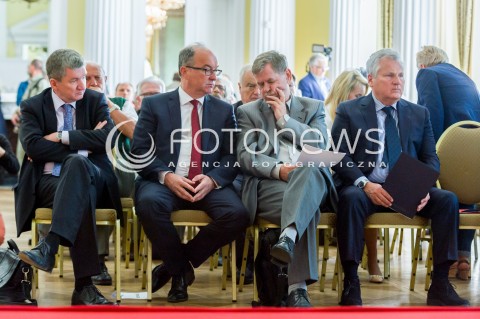  07.05.2018 WARSZAWA<br />INAUGURACYJNE SPOTKANIE SPOLECZNEGO KOMITETU LEWICY OBCHODOW 100 LECIA ODZYSKANIA NIEPODLEGLOSCI<br />N/Z ALEKSANDER KWASNIEWSKI WLODZIMIERZ CZARZASTY JERZY WENDERLICH KRZYSZTOF JANIK<br /> 