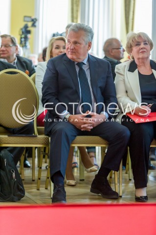  07.05.2018 WARSZAWA<br />INAUGURACYJNE SPOTKANIE SPOLECZNEGO KOMITETU LEWICY OBCHODOW 100 LECIA ODZYSKANIA NIEPODLEGLOSCI<br />N/Z ALEKSANDER KWASNIEWSKI DANUTA WANIEK<br /> 