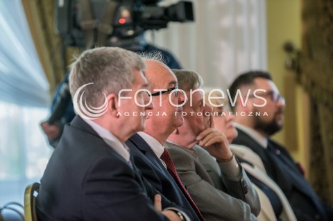  07.05.2018 WARSZAWA<br />INAUGURACYJNE SPOTKANIE SPOLECZNEGO KOMITETU LEWICY OBCHODOW 100 LECIA ODZYSKANIA NIEPODLEGLOSCI<br />N/Z WLODZIMIERZ CZARZASTY JERZY WENDERLICH DANUTA WANIEK KRZYSZTOF JANIK<br /> 