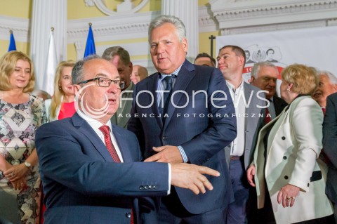  07.05.2018 WARSZAWA<br />INAUGURACYJNE SPOTKANIE SPOLECZNEGO KOMITETU LEWICY OBCHODOW 100 LECIA ODZYSKANIA NIEPODLEGLOSCI<br />N/Z ALEKSANDER KWASNIEWSKI WLODZIMIERZ CZARZASTY <br /> 