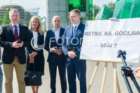 Briefing polityków PiS w sprawie startu budowy trzeciej linii metra w Warszawie