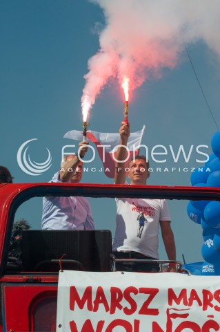  12.05.2018 WARSZAWA<br />MARSZ WOLNOSCI<br />N/Z ANDRZEJ HALICKI SLAWOMIR NEUMANN RACE<br /> 