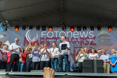  12.05.2018 WARSZAWA<br />MARSZ WOLNOSCI<br />N/Z SCENA GRZEGORZ SCHETYNA RAFAL TRZASKOWSKI KATARZYNA LUBNAUER KAZIMIERZ MICHAL UJAZDOWSKI KAMILA GASIUK PIHOWICZ BARBARA DOLNIAK RYSZARD KALISZ PAULINA HENNIG KLISKA KRZYSZTOF BREJZA<br /> 