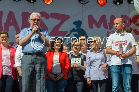  12.05.2018 WARSZAWA<br />MARSZ WOLNOSCI<br />N/Z JERZY STEPIEN KATARZYNA LUBNAUER KAMILA GASIUK PIHOWICZ PAULINA HENNIG KLOSKA BARBARA DOLNIAK BORYS BUDKA<br /> 