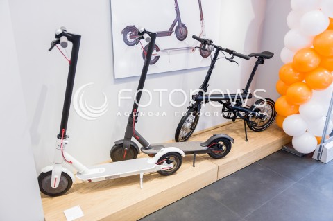  12.05.2018 WARSZAWA ARKADIA<br />OTWARCIE SALONU XIAOMI W ARKADII<br />N/Z WNETRZE SALONU PRODUKTY XIAOMI<br /> 