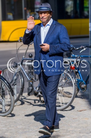  12.05.2018 WARSZAWA<br />
GOSCIE PRZED STUDIEM DZIEN DOBRY TVN<br />
N/Z PRAWNIK LEJB FOGELMAN<br />
 