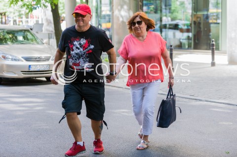  12.05.2018 WARSZAWA<br />
GOSCIE PRZED STUDIEM DZIEN DOBRY TVN<br />
N/Z JUREK JERZY OWSIAK LIDIA NIEDZWIECKA OWSIAK<br />
 