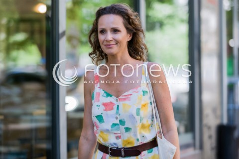  12.05.2018 WARSZAWA<br />
GOSCIE PRZED STUDIEM DZIEN DOBRY TVN<br />
N/Z MONIKA MROZOWSKA<br />
 