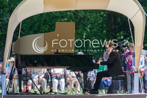 13.05.2018 WARSZAWA<br />ROZPOCZECIE 59. SEZONU KONCERTOW CHOPINOWSKICH W LAZIENKACH KROLEWSKICH<br />N/Z INGOLF WUNDER<br /> 