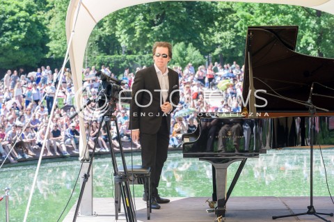  13.05.2018 WARSZAWA<br />ROZPOCZECIE 59. SEZONU KONCERTOW CHOPINOWSKICH W LAZIENKACH KROLEWSKICH<br />N/Z INGOLF WUNDER<br /> 