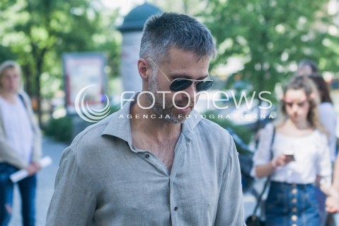  13.05.2018 WARSZAWA<br />GOSCIE PRZED STUDIEM DZIEN DOBRY TVN<br />N/Z MACIEJ ZAKOSCIELNY<br /> 