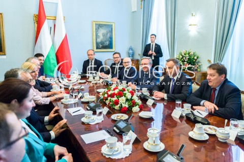  14.05.2018 WARSZAWA PALAC PREZYDENCKI<br />WIZYTA PREMIERA WEGIER VIKTORA ORBANA W POLSCE<br />N/Z PREZYDENT RP ANDRZEJ DUDA?KRZYSZTOF SZCZERSKI KRZYSZTOF LAPINSKI<br /> 