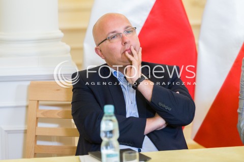  14.05.2018 WARSZAWA <br />KONFERENCJA KOMISJI REPRYWATYZACYJNEJ DS SHROEGERA 72<br />N/Z ROBERT KROPIWNICKI<br /> 