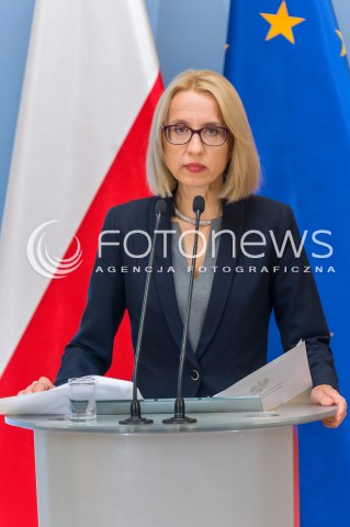  15.05.2018 WARSZAWA<br />KONFERENCJA ELZBIETY RAFALSKIEJ I TERESY CZERWINSKIEJ NA TEMAT MAPY ROZWIAZAN SYSTEMOWYCH DLA NIEPELNOSPRAWNYCH<br />N/Z TERESA CZERWINSKA<br /> 
