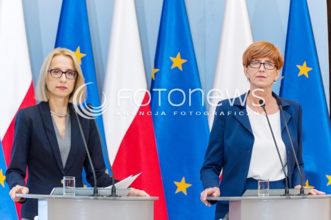  15.05.2018 WARSZAWA<br />KONFERENCJA ELZBIETY RAFALSKIEJ I TERESY CZERWINSKIEJ NA TEMAT MAPY ROZWIAZAN SYSTEMOWYCH DLA NIEPELNOSPRAWNYCH<br />N/Z ELZBIETA RAFALSKA TERESA CZERWINSKA<br /> 