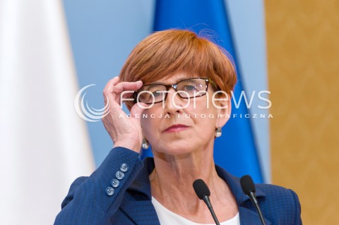  15.05.2018 WARSZAWA<br />KONFERENCJA ELZBIETY RAFALSKIEJ I TERESY CZERWINSKIEJ NA TEMAT MAPY ROZWIAZAN SYSTEMOWYCH DLA NIEPELNOSPRAWNYCH<br />N/Z ELZBIETA RAFALSKA<br /> 