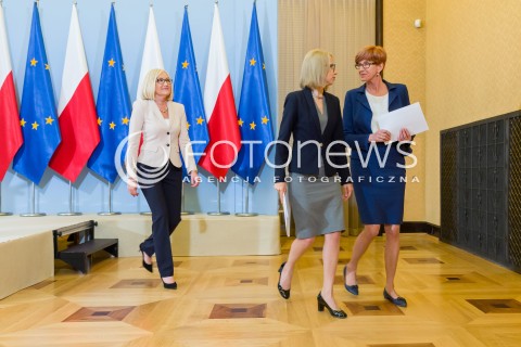  15.05.2018 WARSZAWA<br />KONFERENCJA ELZBIETY RAFALSKIEJ I TERESY CZERWINSKIEJ NA TEMAT MAPY ROZWIAZAN SYSTEMOWYCH DLA NIEPELNOSPRAWNYCH<br />N/Z ELZBIETA RAFALSKA TERESA CZERWINSKA JOANNA KOPCINSKA<br /> 