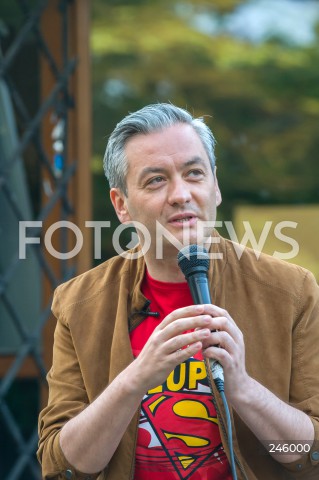  18.05.2018 WARSZAWA<br />SPOTKANIE Z ROBERTEM BIEDRONIEM W WARSZAWIE PT. I'M MR BIEDRON AND THIS IS OPENREAKTOR<br />N/Z ROBERT BIEDRON<br /> 