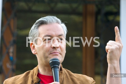  18.05.2018 WARSZAWA<br />SPOTKANIE Z ROBERTEM BIEDRONIEM W WARSZAWIE PT. I'M MR BIEDRON AND THIS IS OPENREAKTOR<br />N/Z ROBERT BIEDRON<br /> 