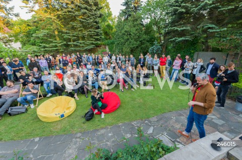  18.05.2018 WARSZAWA<br />SPOTKANIE Z ROBERTEM BIEDRONIEM W WARSZAWIE PT. I'M MR BIEDRON AND THIS IS OPENREAKTOR<br />N/Z ROBERT BIEDRON<br /> 