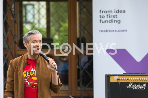  18.05.2018 WARSZAWA<br />SPOTKANIE Z ROBERTEM BIEDRONIEM W WARSZAWIE PT. I'M MR BIEDRON AND THIS IS OPENREAKTOR<br />N/Z ROBERT BIEDRON<br /> 