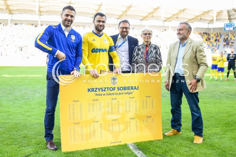  19.05.2018 GDYNIA<br />PILKA NOZNA - EKSTRAKLASA SEZON 2017/2018<br />MECZ ARKA GDYNIA - SLASK WROCLAW<br />N/Z KRZYSZTOF SOBIERAJ KONCZY KARIERE WOJCIECH PERTKIEWICZ MAREK LUCYK WOJCIECH SZCZUREK JOANNA ZIELINSKA<br /> 