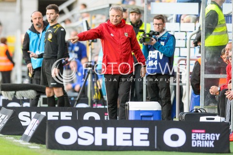  19.05.2018 GDYNIA<br />PILKA NOZNA - EKSTRAKLASA SEZON 2017/2018<br />MECZ ARKA GDYNIA - SLASK WROCLAW<br />N/Z TRENER TADEUSZ PAWLOWSKI SYLWETKA<br /> 