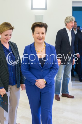  21.05.2018 WARSZAWA<br />WRECZENIE STATUETKI MISTRZA POLSKI PILKARZOM LEGII<br />N/Z HANNA GRONKIEWICZ WALTZ<br /> 