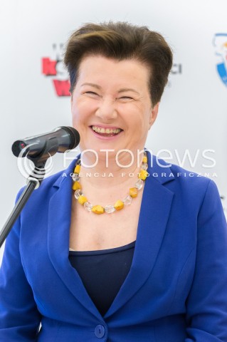  21.05.2018 WARSZAWA<br />WRECZENIE STATUETKI MISTRZA POLSKI PILKARZOM LEGII<br />N/Z HANNA GRONKIEWICZ WALTZ<br /> 