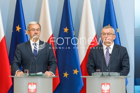  22.05.2018 WARSZAWA<br />KONFERENCJA MOSTY PLUS MOSTY DLA REGIONOW<br />N/Z ANDRZEJ ADAMCZYK JERZY KWIECINSKI<br /> 