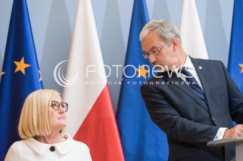  22.05.2018 WARSZAWA<br />KONFERENCJA MOSTY PLUS MOSTY DLA REGIONOW<br />N/Z JERZY KWIECINSKI JOANNA KOPCINSKA<br /> 