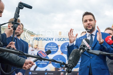  25.05.2018 WARSZAWA<br />KONFERENCJA KANDYDATA NA PREZYDENTA WARSZAWY PATRYKA JAKIEGO PRZYJAZNY I UCZCIWY URZAD<br />N/Z PATRYK JAKI<br /> 
