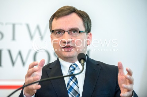  25.05.2018 WARSZAWA<br />KONFERENCJA W MINISTERSTWIE SPRAWIEDLIWOSCI NA TEMAT ODPOWIEDZIALNOSCI KARNEJ SPOLKI KTORA WYLALA SCIEKI DO MOTLAWY<br />N/Z ZBIGNIEW ZIOBRO<br /> 