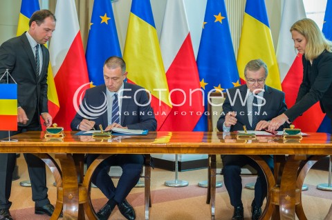  25.05.2018 WARSZAWA<br />KONFERENCJA WSPOLNA PREMIEROW POLSKI I RUMUNII<br />PODPISANIE UMOWY O WSPOLPRACY<br />N/Z PIOTR GLINSKI MIHAI VIOREL FIFOR<br /> 