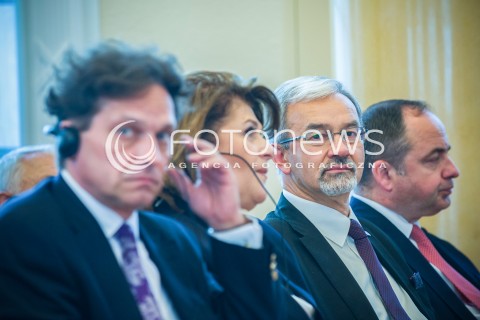  25.05.2018 WARSZAWA<br />KONFERENCJA WSPOLNA PREMIEROW POLSKI I RUMUNII<br />N/Z JERZY KWIECINSKI KONRAD SZYMANSKI<br /> 