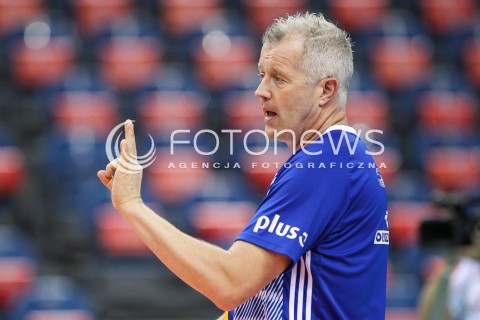  26.05.2018 KRAKOW <br />SIATKOWKA MEZCZYZN SIATKARSKA LIGA NARODOW MEZCZYZN 2018 <br />FIVB VOLLEYBALL NATIONS LEAGUE 2018 <br />MECZ POLSKA - ROSJA ( Poland - Russia ) <br />N/Z VITAL HEYNEN - I TRENER ( HEAD COACH ) SYLWETKA <br /> 