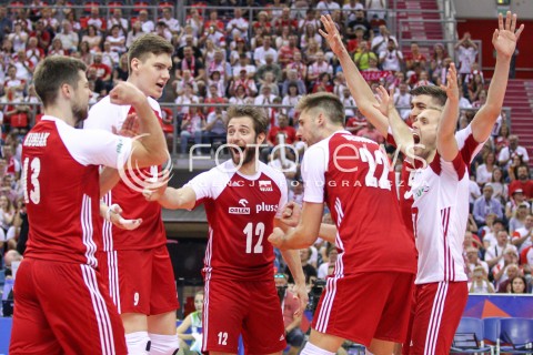  26.05.2018 KRAKOW <br />SIATKOWKA MEZCZYZN SIATKARSKA LIGA NARODOW MEZCZYZN 2018 <br />FIVB VOLLEYBALL NATIONS LEAGUE 2018 <br />MECZ POLSKA - ROSJA ( Poland - Russia ) <br />N/Z MICHAL KUBIAK BARTLOMIEJ LEMANSKI GRZEGORZ LOMACZ PAWEL ZATORSKI BARTOSZ BEDNORZ RADOSC EMOCJE <br /> 
