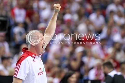  26.05.2018 KRAKOW <br />SIATKOWKA MEZCZYZN SIATKARSKA LIGA NARODOW MEZCZYZN 2018 <br />FIVB VOLLEYBALL NATIONS LEAGUE 2018 <br />MECZ POLSKA - ROSJA ( Poland - Russia ) <br />N/Z VITAL HEYNEN - I TRENER ( HEAD COACH ) RADOSC EMOCJE SYLWETKA <br /> 
