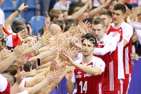  26.05.2018 KRAKOW <br />SIATKOWKA MEZCZYZN SIATKARSKA LIGA NARODOW MEZCZYZN 2018 <br />FIVB VOLLEYBALL NATIONS LEAGUE 2018 <br />MECZ POLSKA - ROSJA ( Poland - Russia ) <br />N/Z ALEKSANDER SLIWKA DAMIAN SCHULZ DOPING KIBICE<br /> 