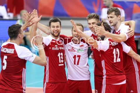  26.05.2018 KRAKOW <br />SIATKOWKA MEZCZYZN SIATKARSKA LIGA NARODOW MEZCZYZN 2018 <br />FIVB VOLLEYBALL NATIONS LEAGUE 2018 <br />MECZ POLSKA - ROSJA ( Poland - Russia ) <br />N/Z MICHAL KUBIAK PAWEL ZATORSKI BARTOSZ BEDNORZ PIOTR NOWAKOWSKI RADOSC EMOCJE <br /> 