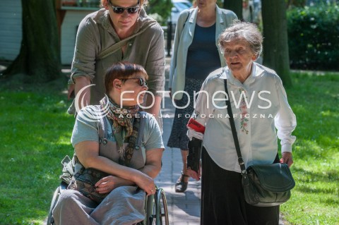  27.05.2018 WARSZAWA<br />KONFERENCJA PRASOWA DOTYCZACA ZAWIESZENIA PROTESTU RODZICOW OSOB NIEPELNOSPRAWNYCH W SEJMIE<br />N/Z WANDA TRACZYK STAWSKA JANINA OCHOJSKA<br /> 