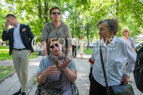  27.05.2018 WARSZAWA<br />KONFERENCJA PRASOWA DOTYCZACA ZAWIESZENIA PROTESTU RODZICOW OSOB NIEPELNOSPRAWNYCH W SEJMIE<br />N/Z JANINA OCHOJSKA WANDA TRACZYK STAWSKA<br /> 