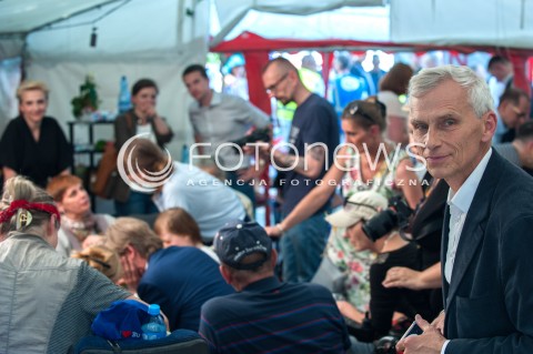  27.05.2018 WARSZAWA<br />KONFERENCJA PRASOWA DOTYCZACA ZAWIESZENIA PROTESTU RODZICOW OSOB NIEPELNOSPRAWNYCH W SEJMIE<br />N/Z MARCIN SWIECICKI<br /> 