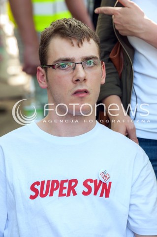  27.05.2018 WARSZAWA<br />KONFERENCJA PRASOWA DOTYCZACA ZAWIESZENIA PROTESTU RODZICOW OSOB NIEPELNOSPRAWNYCH W SEJMIE<br />N/Z KUBA HARTWICH<br /> 