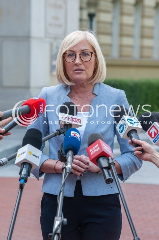  27.05.2018 WARSZAWA<br />KONFERENCJA PRASOWA RZECZNIK RZADU JOANNY KOPCINSKIEJ DOTYCZACA ZAWIESZENIA PROTESTU RODZICOW OSOB NIEPELNOSPRAWNYCH W SEJMIE<br />N/Z JOANNA KOPCINSKA<br /> 