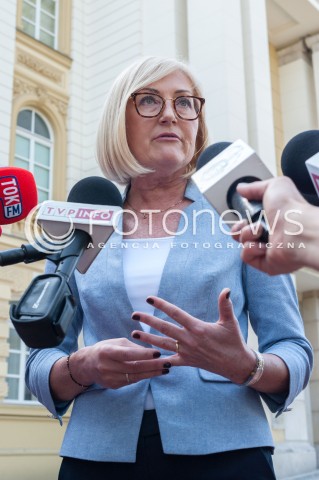  27.05.2018 WARSZAWA<br />KONFERENCJA PRASOWA RZECZNIK RZADU JOANNY KOPCINSKIEJ DOTYCZACA ZAWIESZENIA PROTESTU RODZICOW OSOB NIEPELNOSPRAWNYCH W SEJMIE<br />N/Z JOANNA KOPCINSKA<br /> 