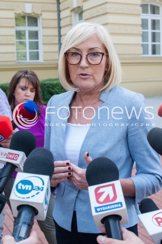  27.05.2018 WARSZAWA<br />KONFERENCJA PRASOWA RZECZNIK RZADU JOANNY KOPCINSKIEJ DOTYCZACA ZAWIESZENIA PROTESTU RODZICOW OSOB NIEPELNOSPRAWNYCH W SEJMIE<br />N/Z JOANNA KOPCINSKA<br /> 