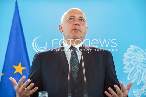  29.05.2018 WARSZAWA<br />KONFERENCJA PREMIERA MATEUSZA MORAWIECKIEGO I MINISTROW JOACHIMA BRUDZINSKIEGO ORAZ HENRYKA KOWALCZYKA NA TEMAT POZAROW WYSYPISK SMIECI <br />N/Z JOACHIM BRUDZINSKI<br /> 