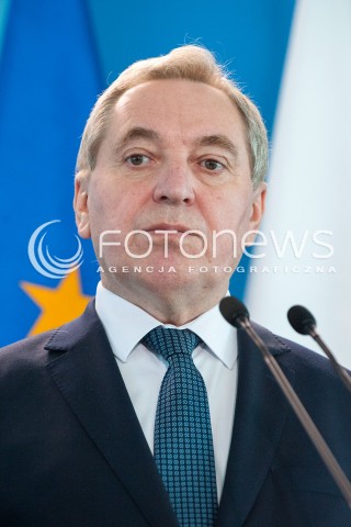  29.05.2018 WARSZAWA<br />KONFERENCJA PREMIERA MATEUSZA MORAWIECKIEGO I MINISTROW JOACHIMA BRUDZINSKIEGO ORAZ HENRYKA KOWALCZYKA NA TEMAT POZAROW WYSYPISK SMIECI <br />N/Z HENRYK KOWALCZYK<br /> 